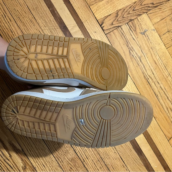 Jordan 1 Mid Tan Gum - Picture 6 of 6